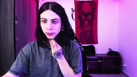 athenauwu online show from 04/30/26, 08:20