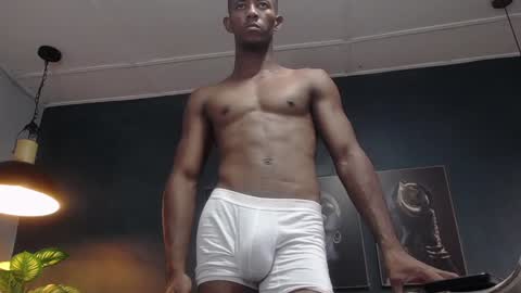 Snapshot of athleticbig_cock chatting on 12/07/24, 05:31 ATHLETIC  COCK online show from 12/07/24, 05:31