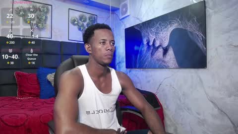 Snapshot of athleticbig_cock chatting on 02/02/25, 02:17 ATHLETIC  COCK online show from 02/02/25, 02:17
