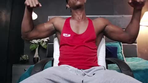 Snapshot of athleticbig_cock chatting on 09/09/25, 01:27 ATHLETIC  COCK online show from 09/09/25, 01:27