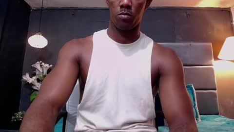 Snapshot of athleticbig_cock chatting on 09/11/25, 02:11 ATHLETIC  COCK online show from 09/11/25, 02:11
