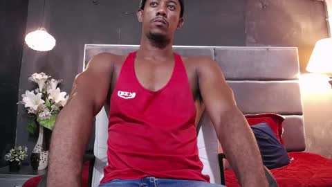 Snapshot of athleticbig_cock chatting on 10/14/25, 01:28 ATHLETIC  COCK online show from 10/14/25, 01:28