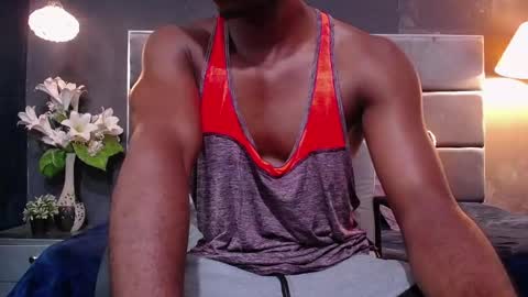 Snapshot of athleticbig_cock chatting on 10/23/25, 02:11 ATHLETIC  COCK online show from 10/23/25, 02:11