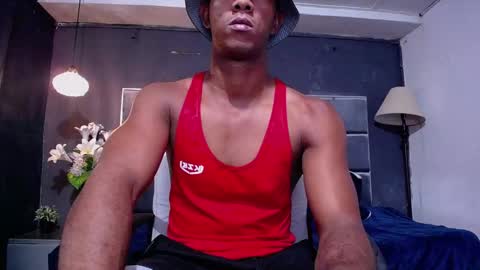 Snapshot of athleticbig_cock chatting on 11/30/25, 01:53 ATHLETIC COCK online show from 11/30/25, 01:53