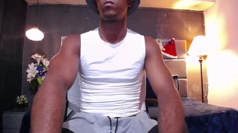 Snapshot of athleticbig_cock chatting on 12/17/25, 12:27 ATHLETIC COCK online show from 12/17/25, 12:27