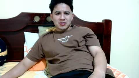 Snapshot of athleticboy2026 chatting on 06/26/26, 10:47 Robin online show from 06/26/26, 10:47