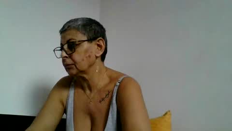 Snapshot of atikaarea chatting on 02/06/25, 10:59 atikaarea online show from 02/06/25, 10:59