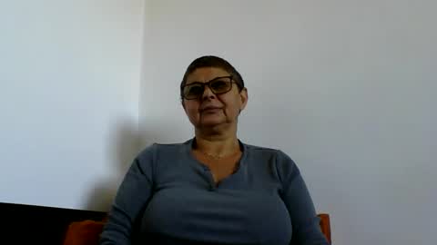 Snapshot of atikaarea chatting on 10/05/25, 12:25 atikaarea online show from 10/05/25, 12:25