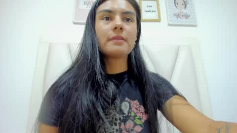 Snapshot of atilana_diaz chatting on 05/06/26, 06:13 Atilana Diaz online show from 05/06/26, 06:13