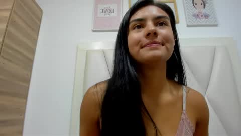 Snapshot of atilana_diaz chatting on 05/28/26, 06:27 Atilana Diaz online show from 05/28/26, 06:27