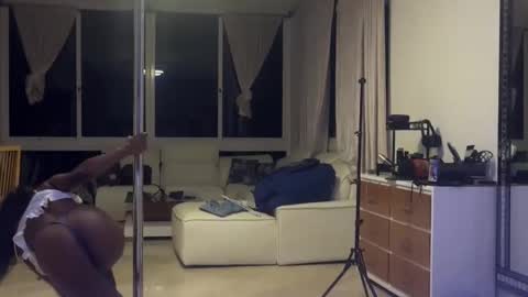 Lovely and Japan online show from 04/02/26, 01:14