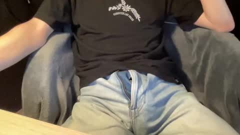 Snapshot of atlasboy22 chatting on 02/21/25, 12:28 Undress a hung twink online show from 02/21/25, 12:28