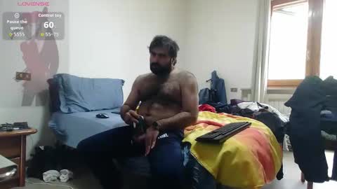 Snapshot of attila85 chatting on 05/13/26, 02:58 Bleakw85 online show from 05/13/26, 02:58