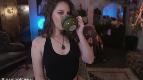 Audrey online show from 03/08/25, 05:59