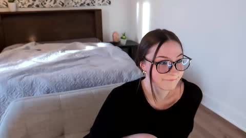 Snapshot of audreyjones03 chatting on 02/22/25, 10:31 Miss Audrey online show from 02/22/25, 10:31
