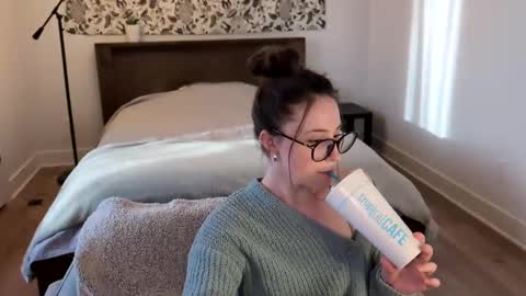 Snapshot of audreyjones03 chatting on 03/01/25, 11:04 Miss Audrey online show from 03/01/25, 11:04