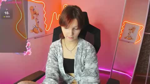 Audrey online show from 12/18/25, 08:09