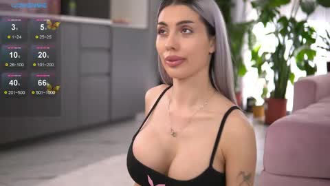 Snapshot of audreyzanne chatting on 05/29/26, 06:00 Isabella online show from 05/29/26, 06:00