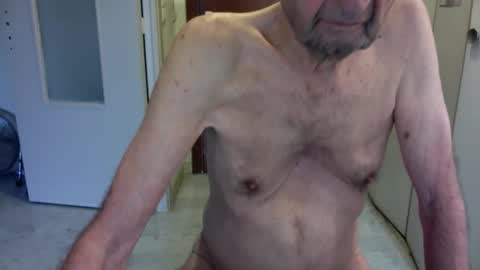 auguste688483 online show from 02/25/26, 09:30