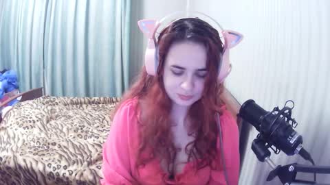 Emiko online show from 10/19/25, 03:01