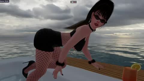Snapshot of aura_bloom chatting on 06/11/26, 12:32 Aura online show from 06/11/26, 12:32