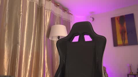        . online show from 03/12/25, 01:36