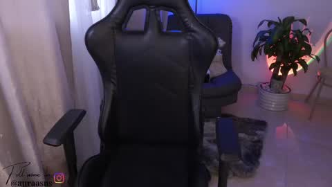 Snapshot of aura_sensual chatting on 06/07/26, 10:24 . online show from 06/07/26, 10:24
