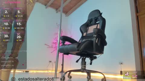 aura online show from 02/03/25, 09:19