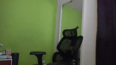 Aura Divina  online show from 05/25/26, 10:43