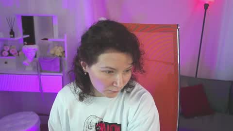 Aurelia online show from 05/16/26, 08:00