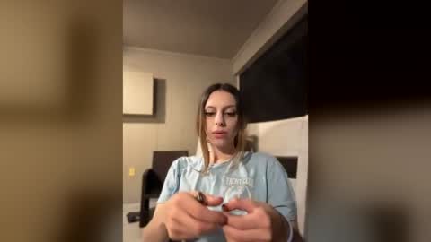aureliatasty online show from 05/31/26, 03:04