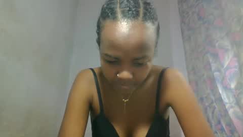 Snapshot of aurelie08 chatting on 05/24/26, 10:53 aurelie08 online show from 05/24/26, 10:53