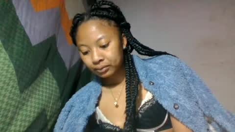 Snapshot of aurelie08 chatting on 06/30/26, 03:18 aurelie08 online show from 06/30/26, 03:18