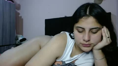 auroa_0785 online show from 06/27/26, 06:24