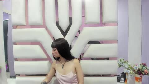 Snapshot of aurora18palmer chatting on 12/11/24, 02:33 aurora online show from 12/11/24, 02:33