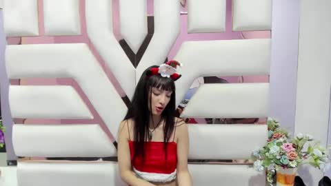 Snapshot of aurora18palmer chatting on 12/14/24, 02:53 aurora online show from 12/14/24, 02:53