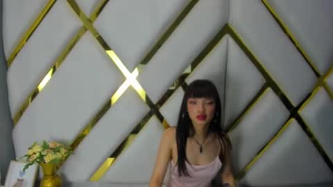 Snapshot of aurora18palmer chatting on 12/19/24, 06:01 aurora online show from 12/19/24, 06:01