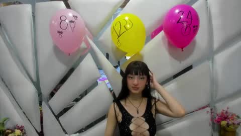 Snapshot of aurora18palmer chatting on 12/28/24, 06:40 aurora online show from 12/28/24, 06:40