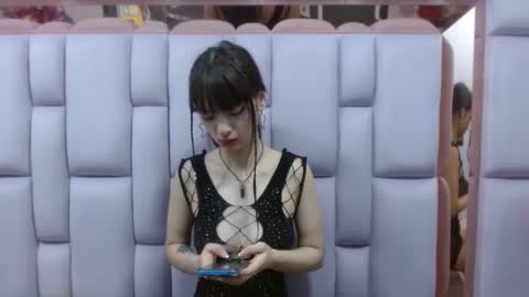 Snapshot of aurora18palmer chatting on 02/07/25, 01:04 aurora online show from 02/07/25, 01:04