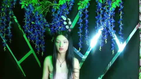 Snapshot of aurora18palmer chatting on 09/11/25, 09:04 aurora online show from 09/11/25, 09:04