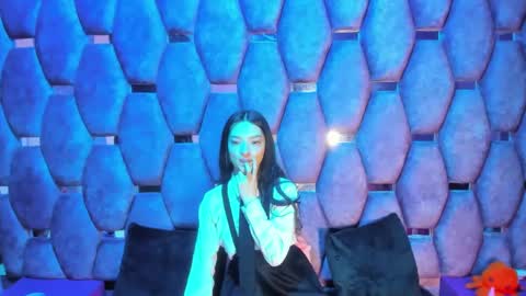 Snapshot of aurora18palmer chatting on 09/30/25, 02:55 aurora online show from 09/30/25, 02:55