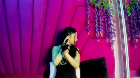 Snapshot of aurora18palmer chatting on 10/15/25, 06:41 aurora online show from 10/15/25, 06:41