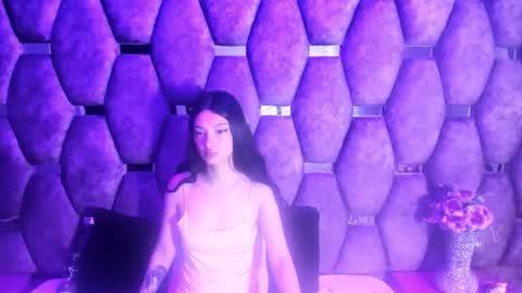 Snapshot of aurora18palmer chatting on 10/22/25, 02:39 aurora online show from 10/22/25, 02:39