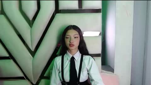 aurora online show from 02/06/26, 03:04