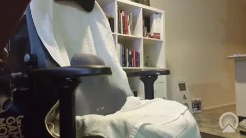 Snapshot of aurora25 chatting on 11/21/25, 03:00 aurora25 online show from 11/21/25, 03:00