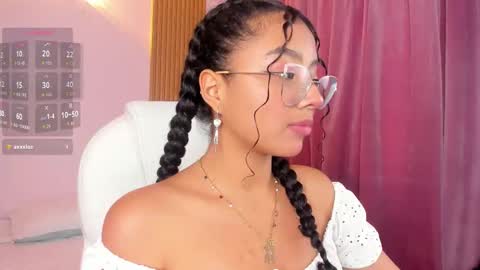 aurora_blis online show from 10/17/25, 01:25