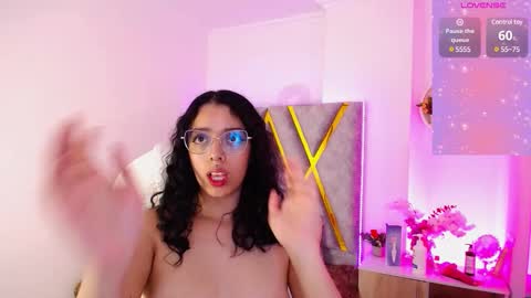 Snapshot of aurora_brown chatting on 01/13/25, 07:00 Aurora online show from 01/13/25, 07:00