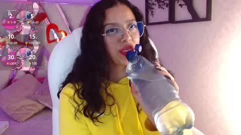 Snapshot of aurora_brown chatting on 03/01/25, 01:53 Aurora online show from 03/01/25, 01:53