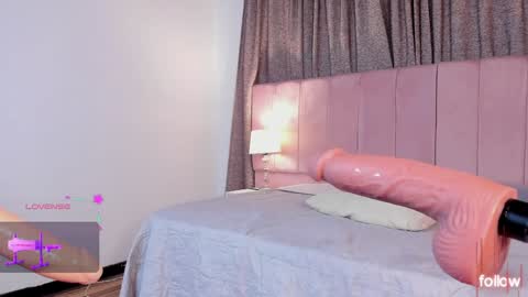 aurora_divine online show from 01/08/25, 11:30