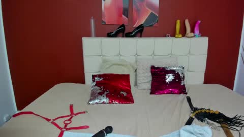 AURORA online show from 02/05/25, 03:31